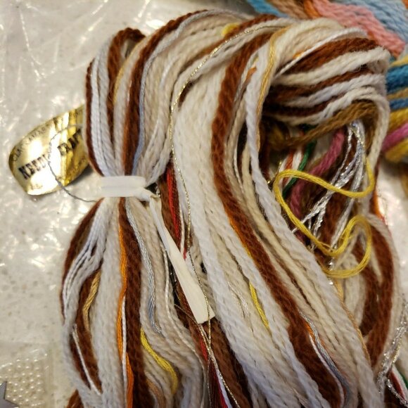 Columbia Minerva Crewel Kit Nativity Needlework 12x16 Christmas Morehead Vintage - Picture 5 of 12